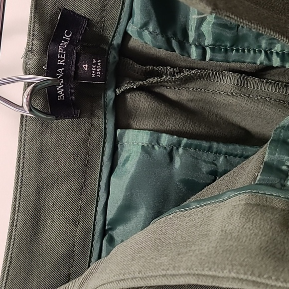 Banana Republic s.4 crop flare pants - Picture 3 of 6